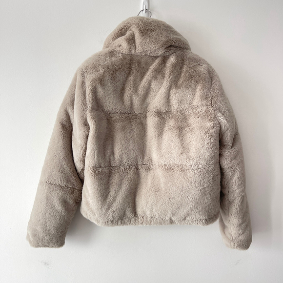 Abercrombie & Fitch Faux Fur Mini Puffer Jacket Gray Size Small - Picture 2 of 8